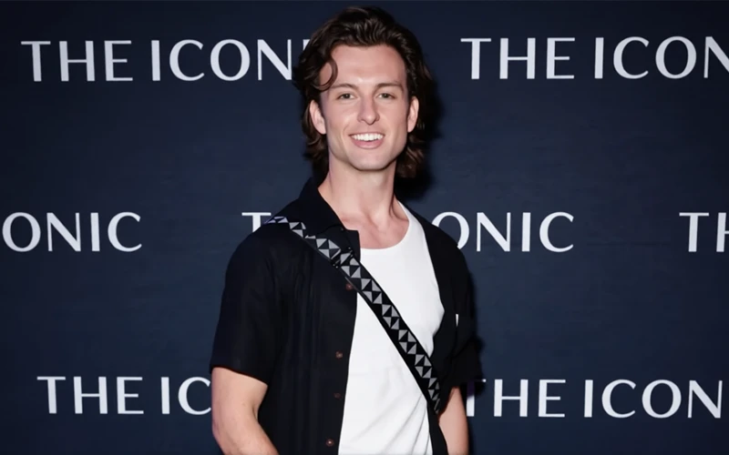 Cameron Robbie